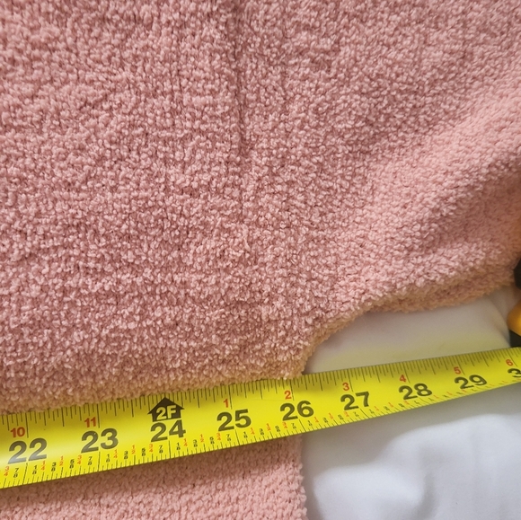 Comfy pastel sweater - Picture 3 of 3